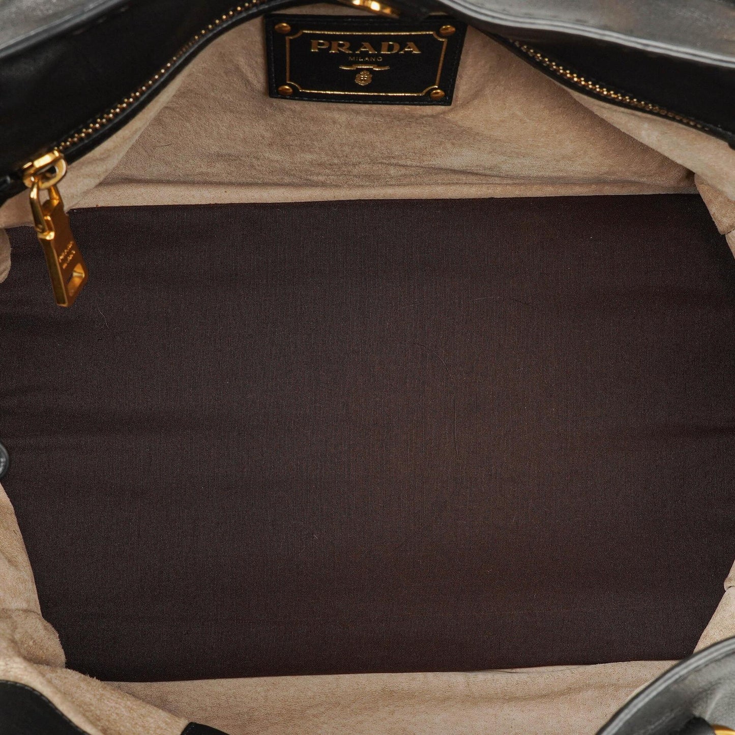 Prada Tote Tasche aus weichem Kalbsleder in Nero
