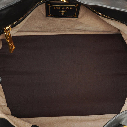 Prada Tote Tasche aus weichem Kalbsleder in Nero