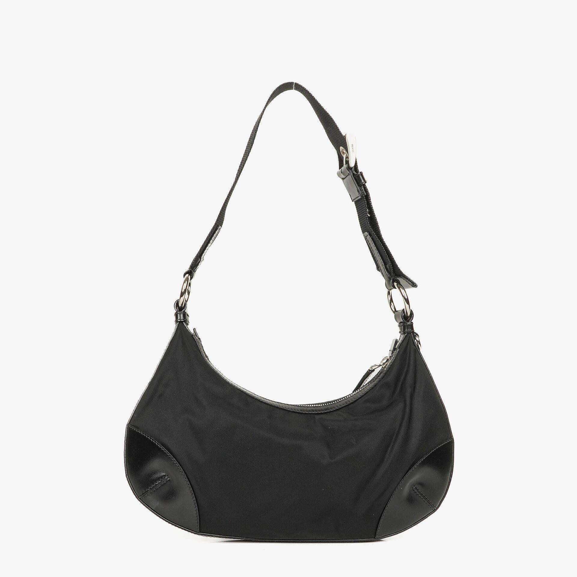 Prada Nero Tessuto leichte Schultertasche aus Nylon