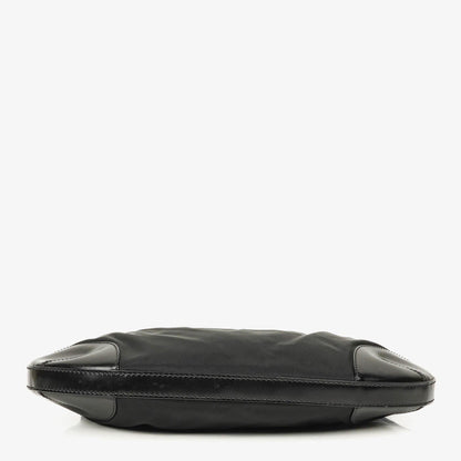 Prada Nero Tessuto leichte Schultertasche aus Nylon