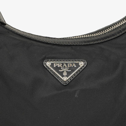 Prada Nero Tessuto leichte Schultertasche aus Nylon