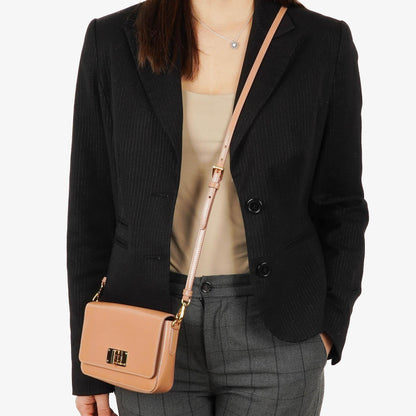 Prada Handtasche aus Orchidea Saffiano Vernic Leder