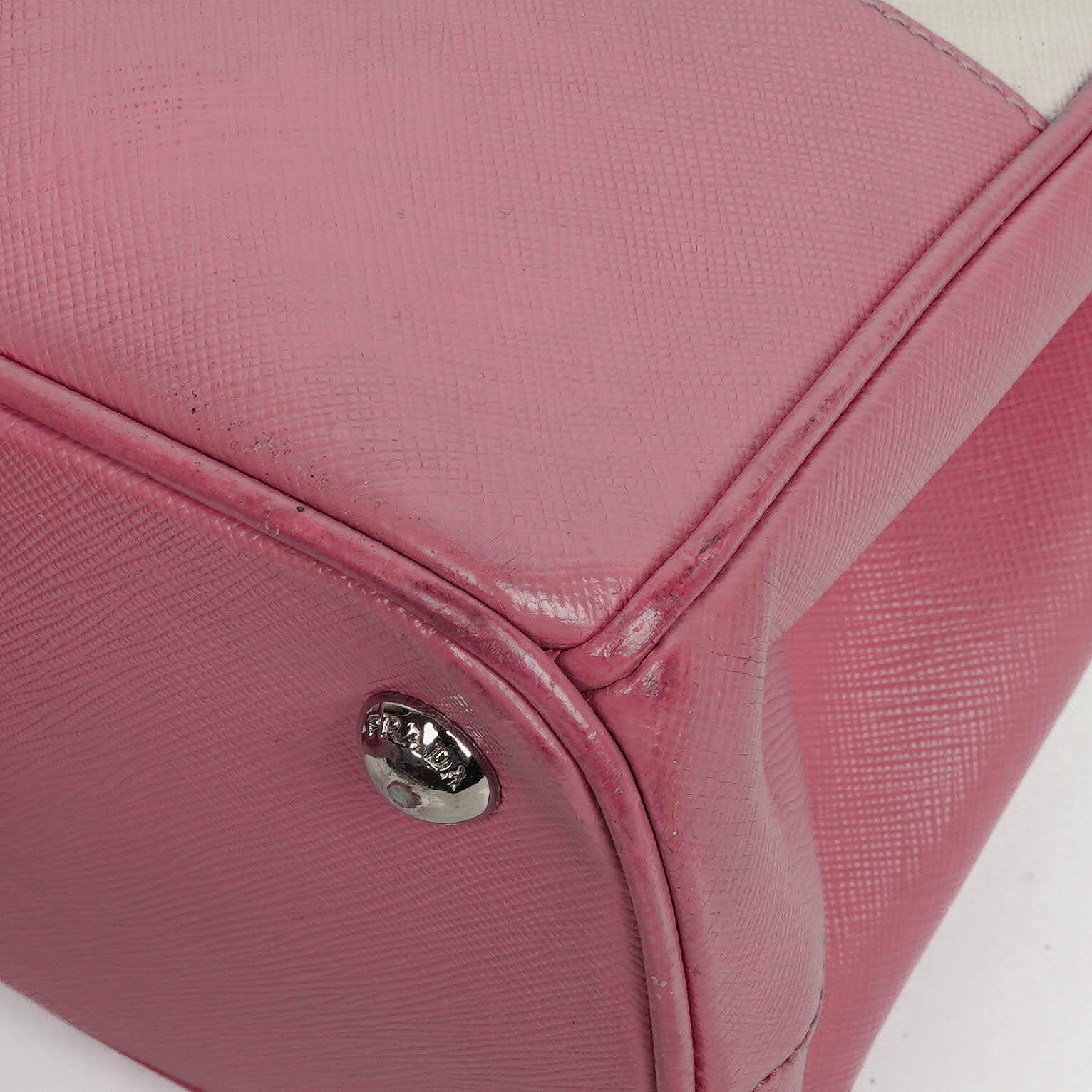 Prada Saffiano Lux Small Galleria Doppelreißverschluss-Tote in Bi-Color White/Begonia