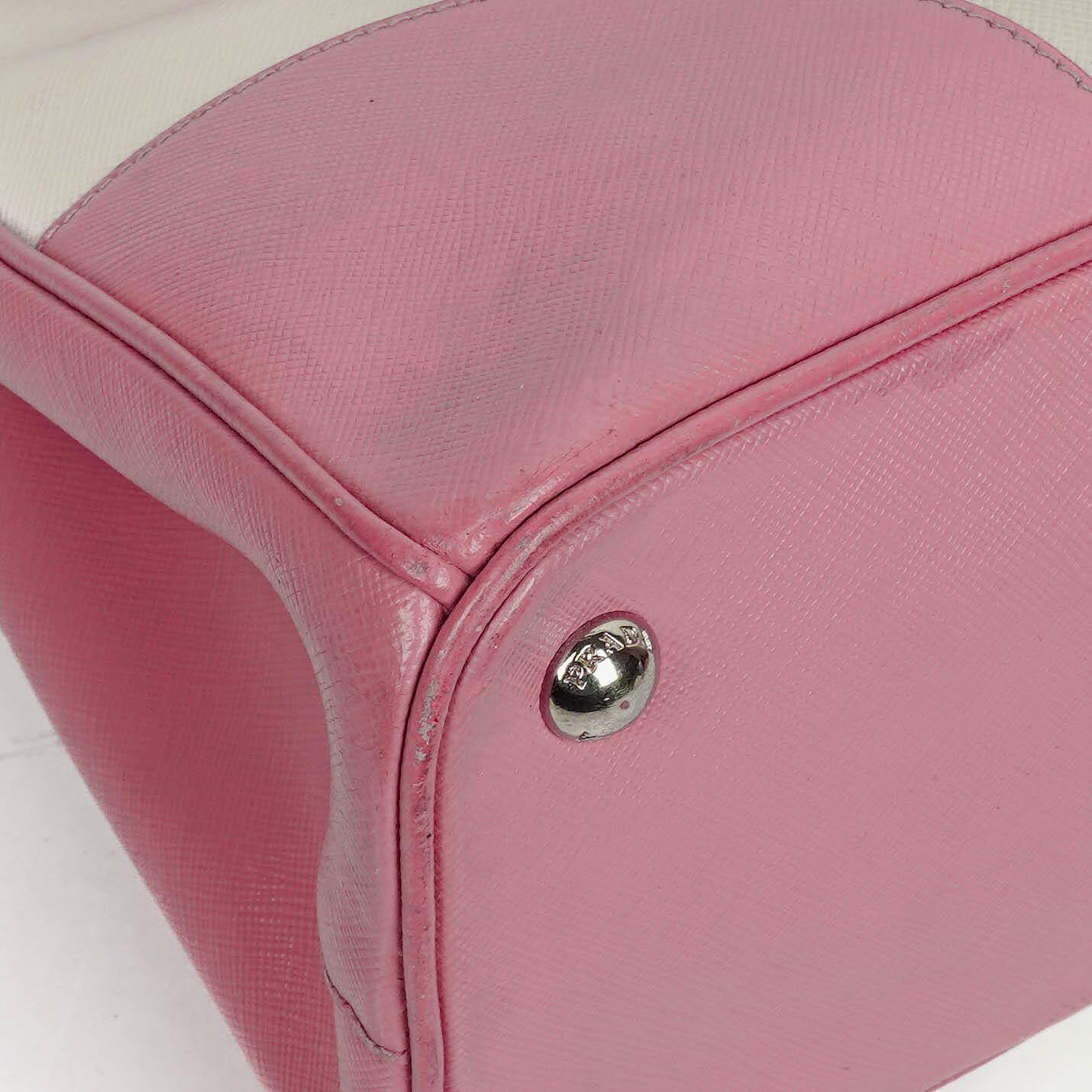 Prada Saffiano Lux Small Galleria Doppelreißverschluss-Tote in Bi-Color White/Begonia