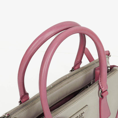 Prada Saffiano Lux Small Galleria Doppelreißverschluss-Tote in Bi-Color White/Begonia