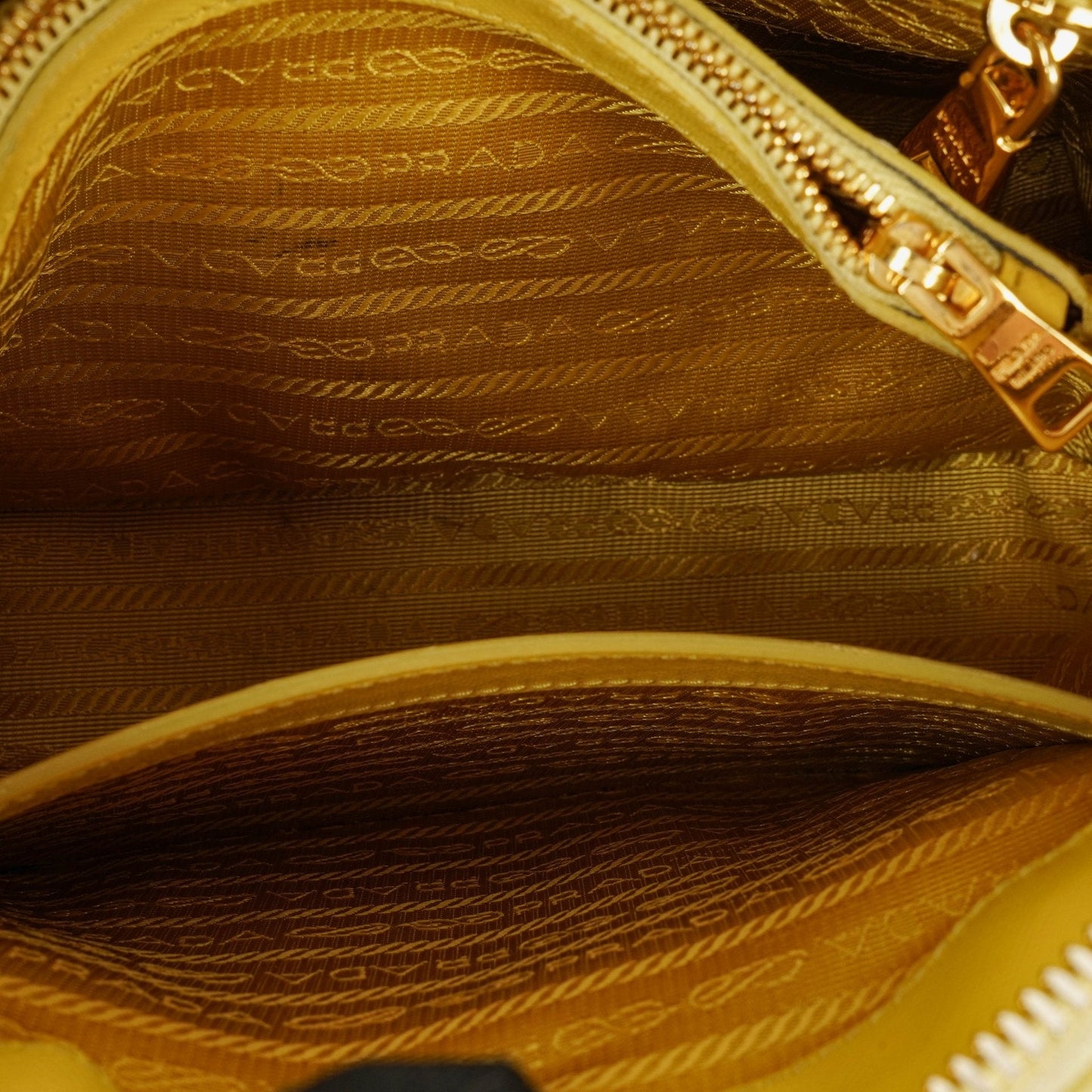 Prada Saffiano Vernic Ananas Handtasche