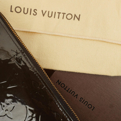 Louis Vuitton Zippy Geldbörse aus olivgrünem Vernis