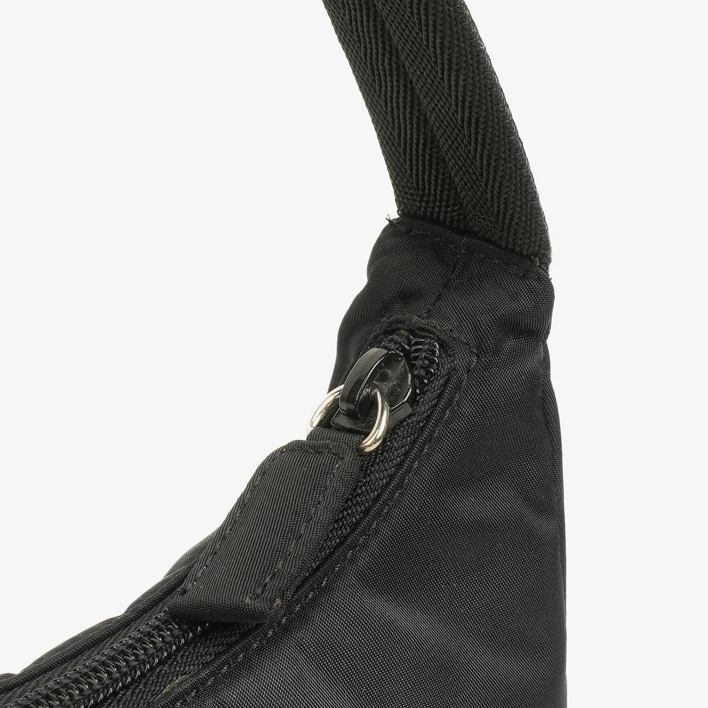 Prada Tessuto Hobo-Tasche aus schwarzem Nylon