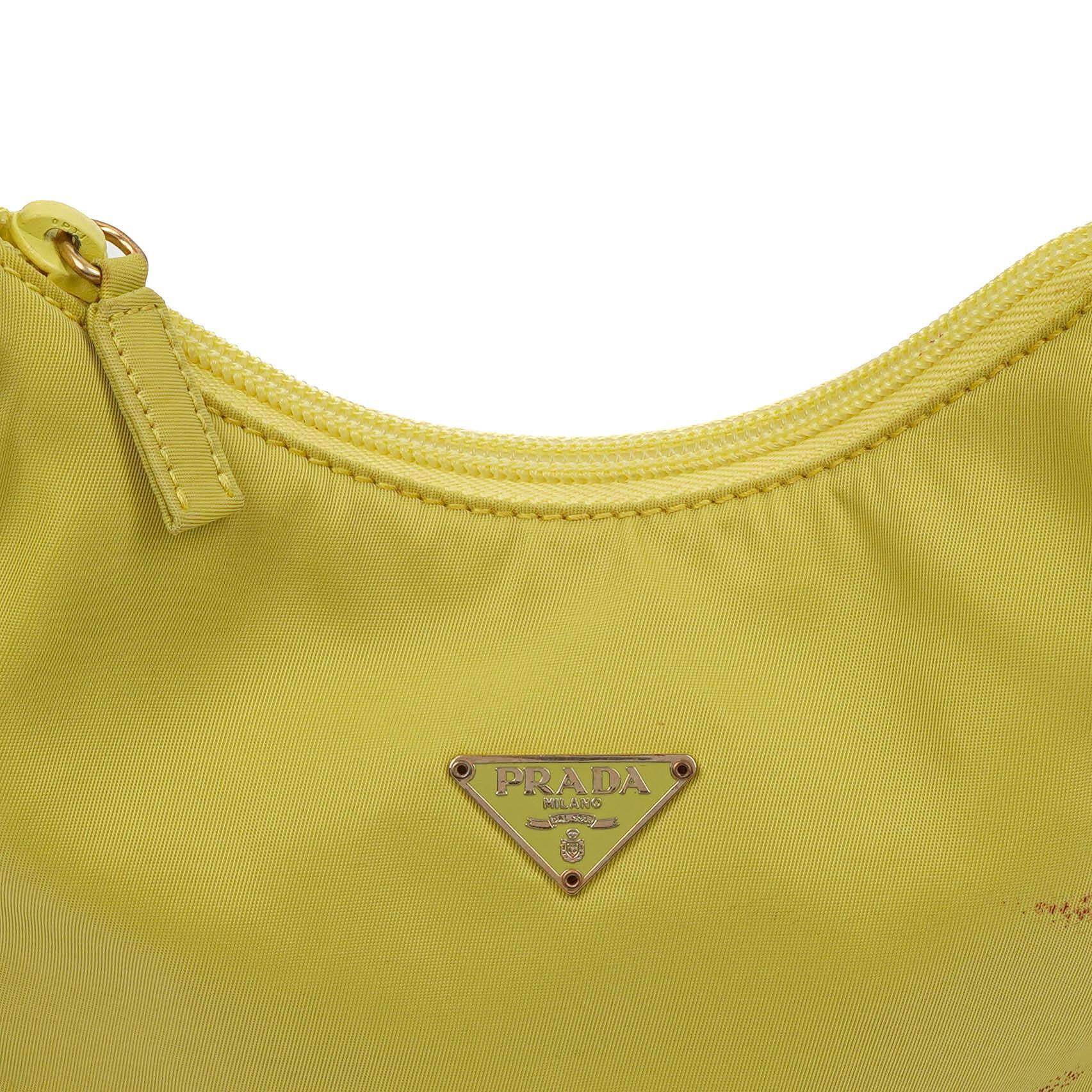 Prada Re-Edition 2000 Hobo Tasche Mini Tessuto Nylon Ananas