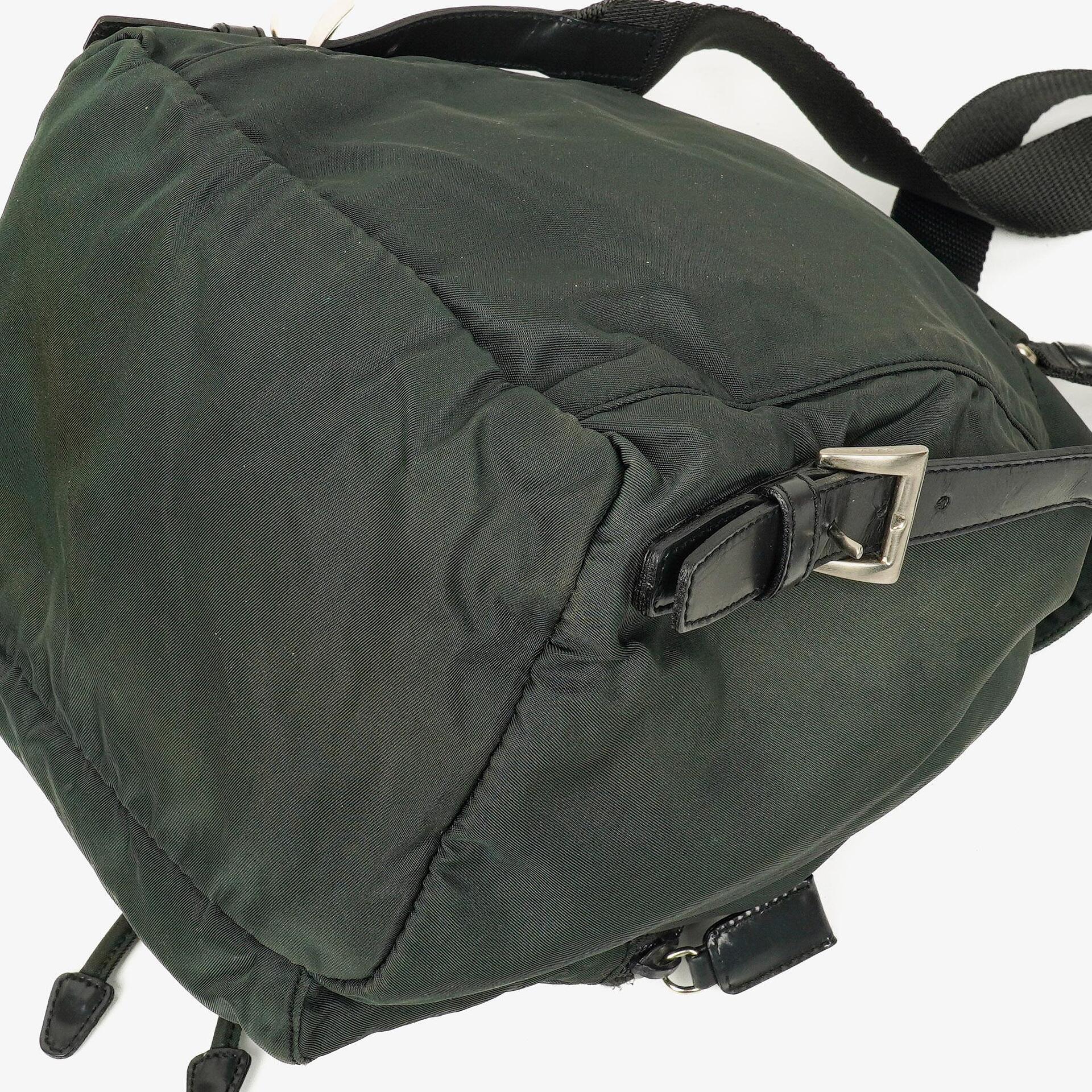 Prada Tessuto Nylon Rucksack mit Kordelzug