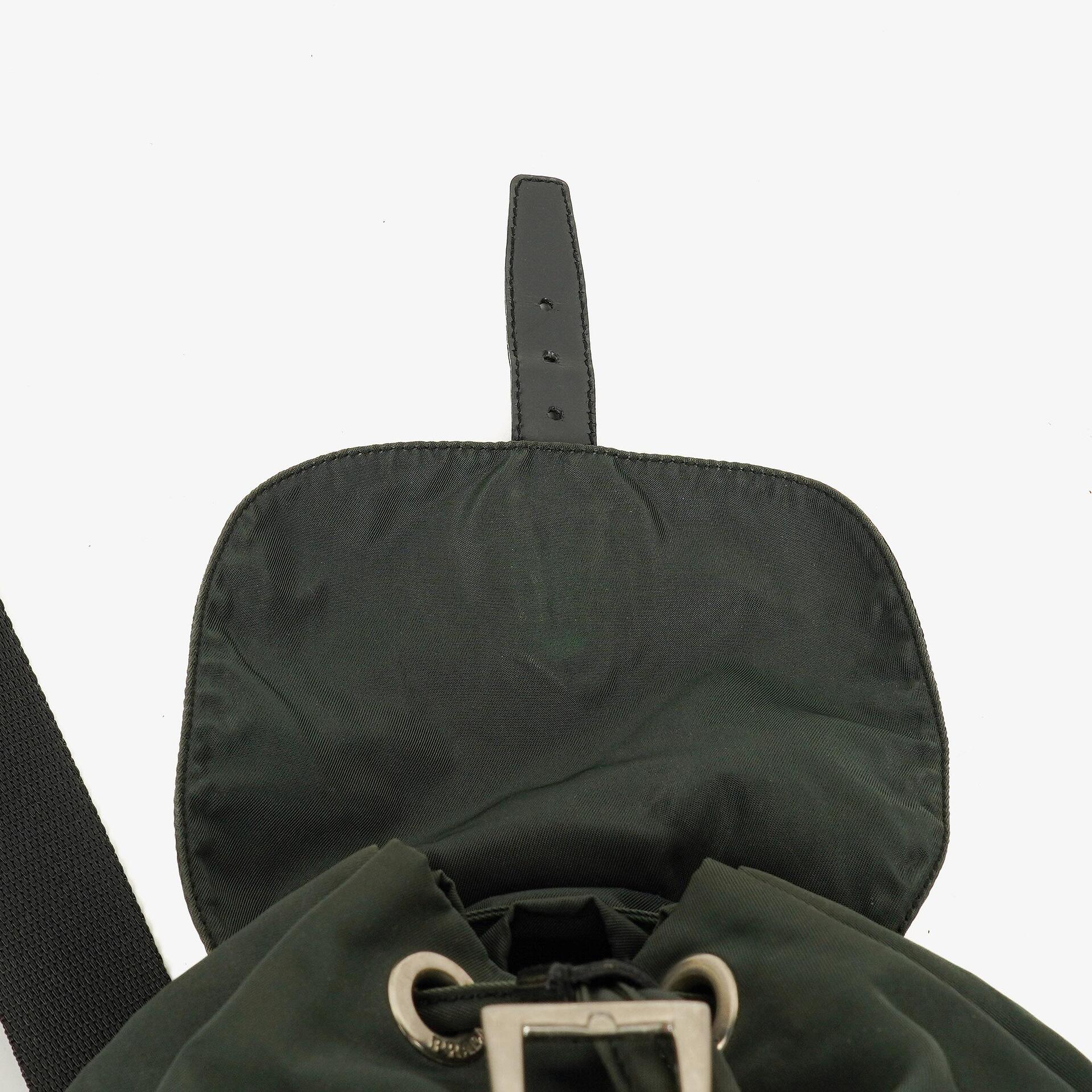 Prada Tessuto Nylon Rucksack mit Kordelzug