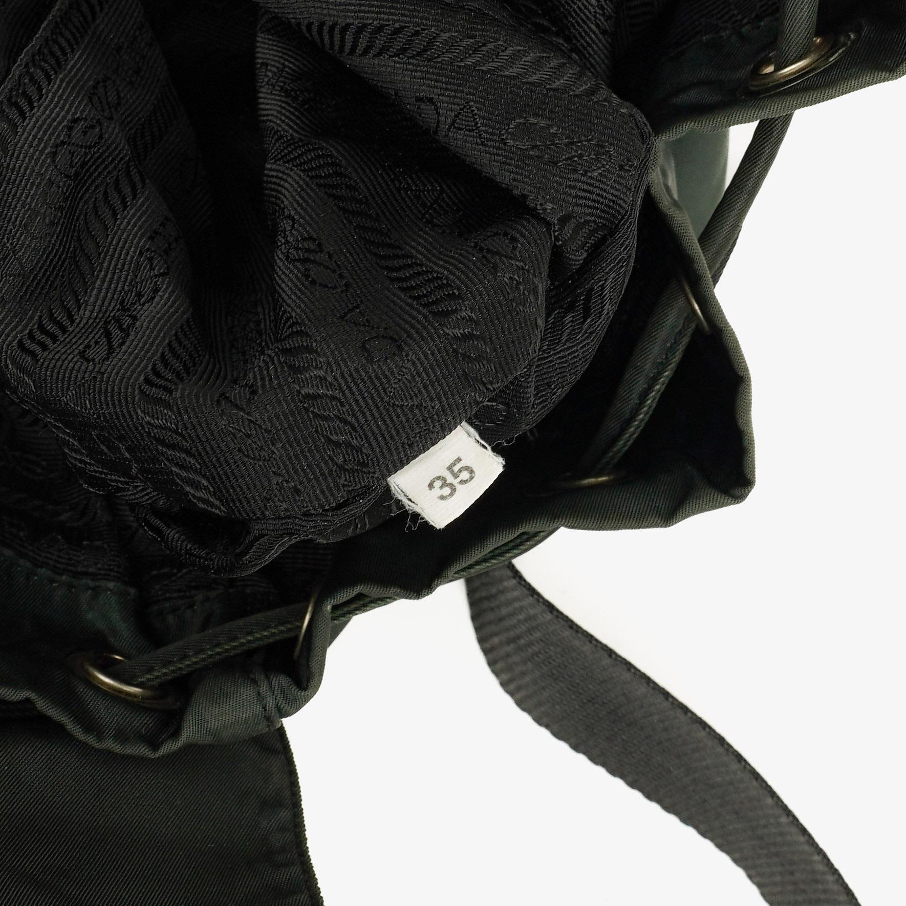 Prada Tessuto Nylon Rucksack mit Kordelzug