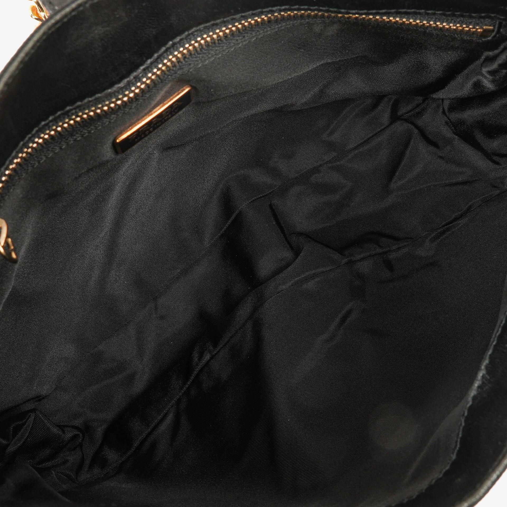 Prada Hobo-Tasche aus Tessuto Nylon
