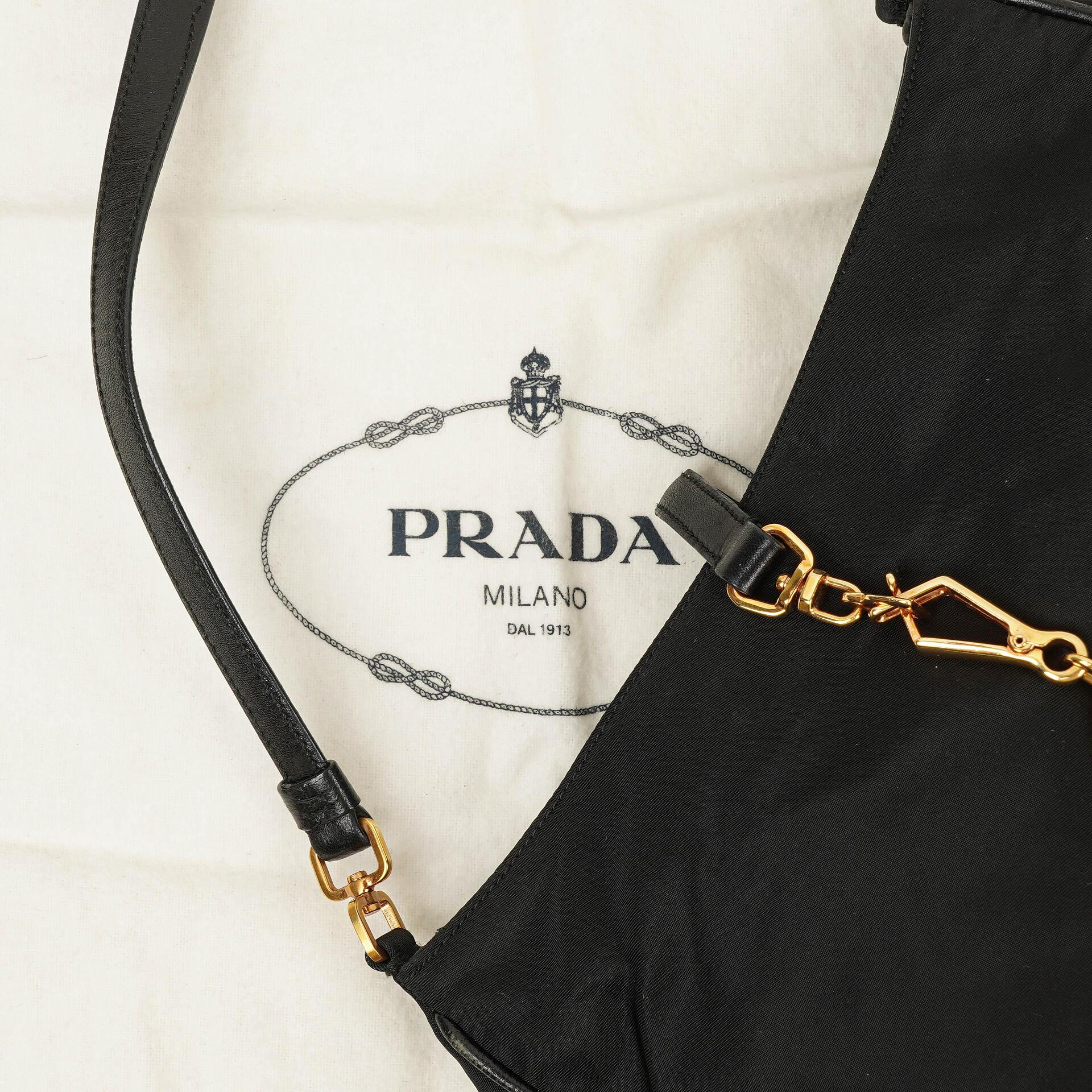 Prada Hobo-Tasche aus Tessuto Nylon