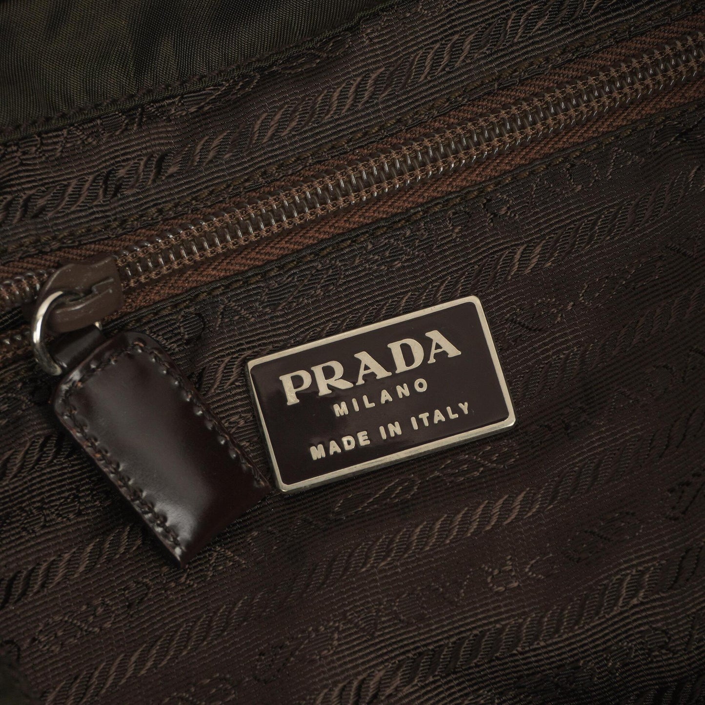 Prada Tessuto Nylon Mittlerer Rucksack Ebano Mit Lederbesatz