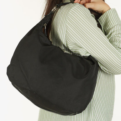 Prada Sacca Schultertasche aus schwarzem Tessuto Nylon Nero