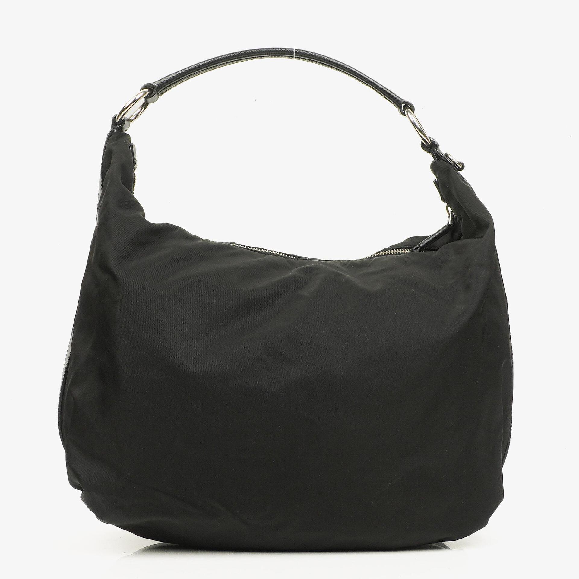 Prada Sacca Schultertasche aus schwarzem Tessuto Nylon Nero