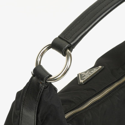 Prada Sacca Schultertasche aus schwarzem Tessuto Nylon Nero