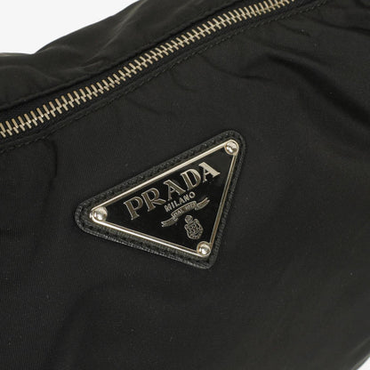 Prada Sacca Schultertasche aus schwarzem Tessuto Nylon Nero