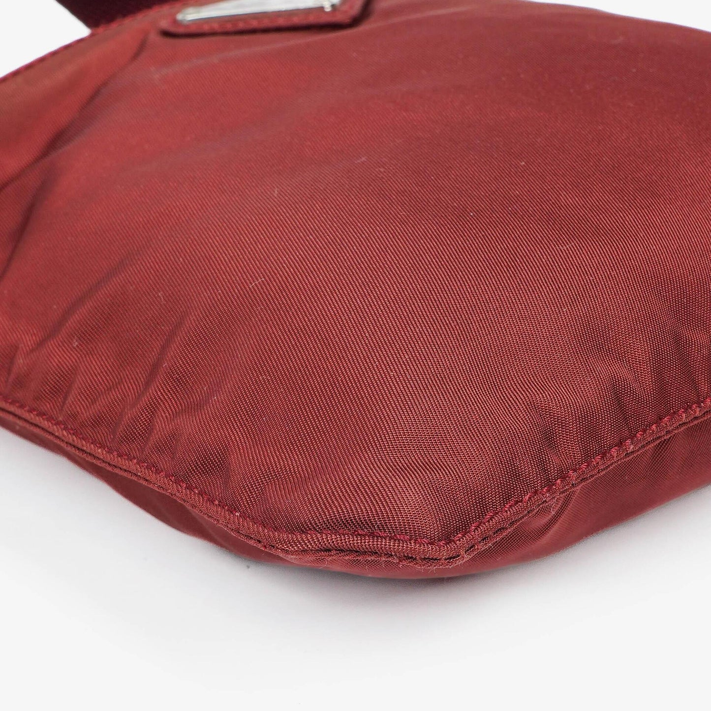 Prada Tessuto Nylon Schultertasche