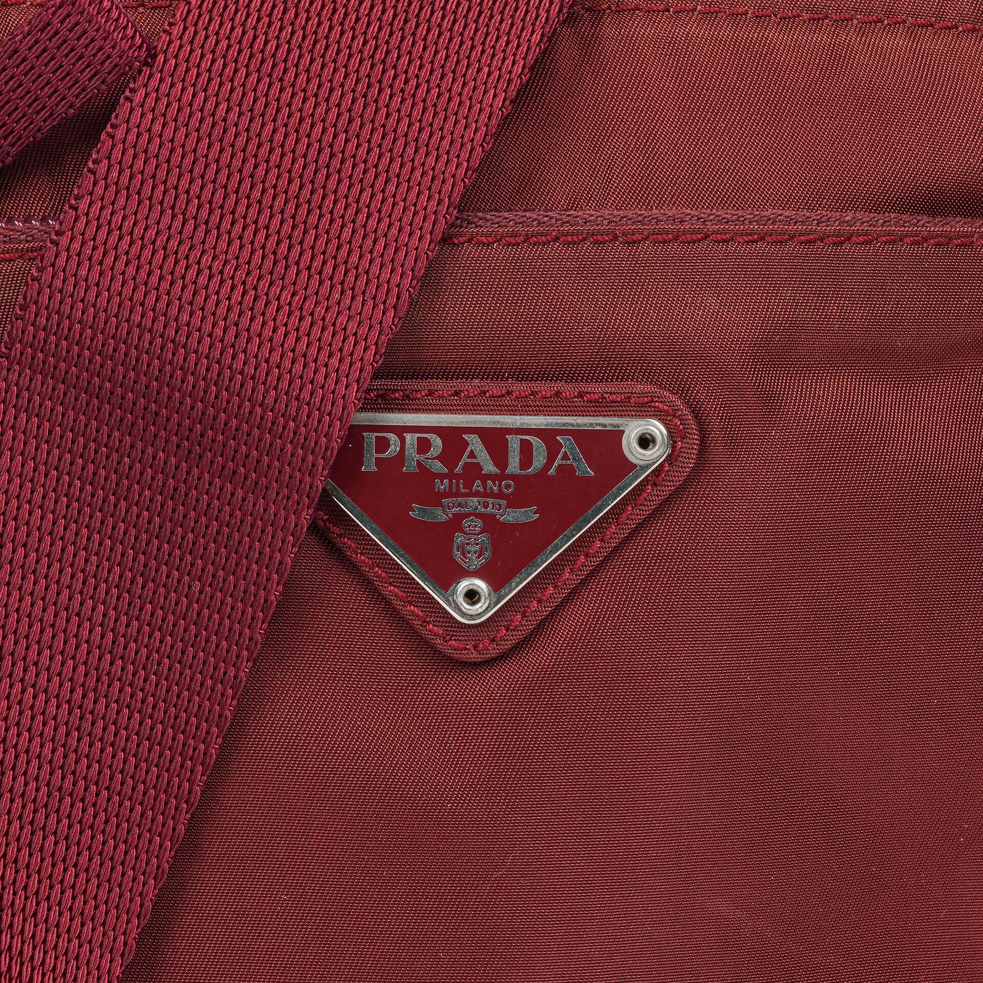 Prada Tessuto Nylon Schultertasche