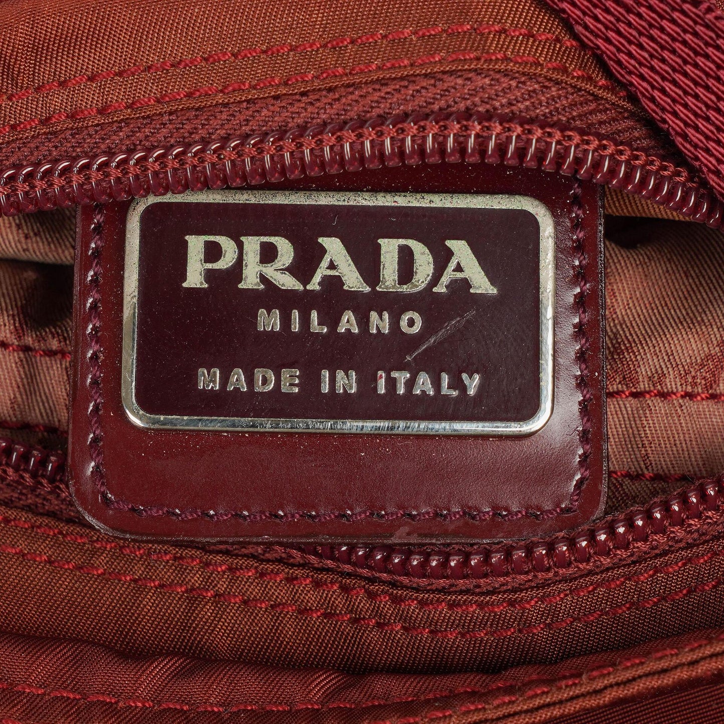 Prada Tessuto Nylon Schultertasche