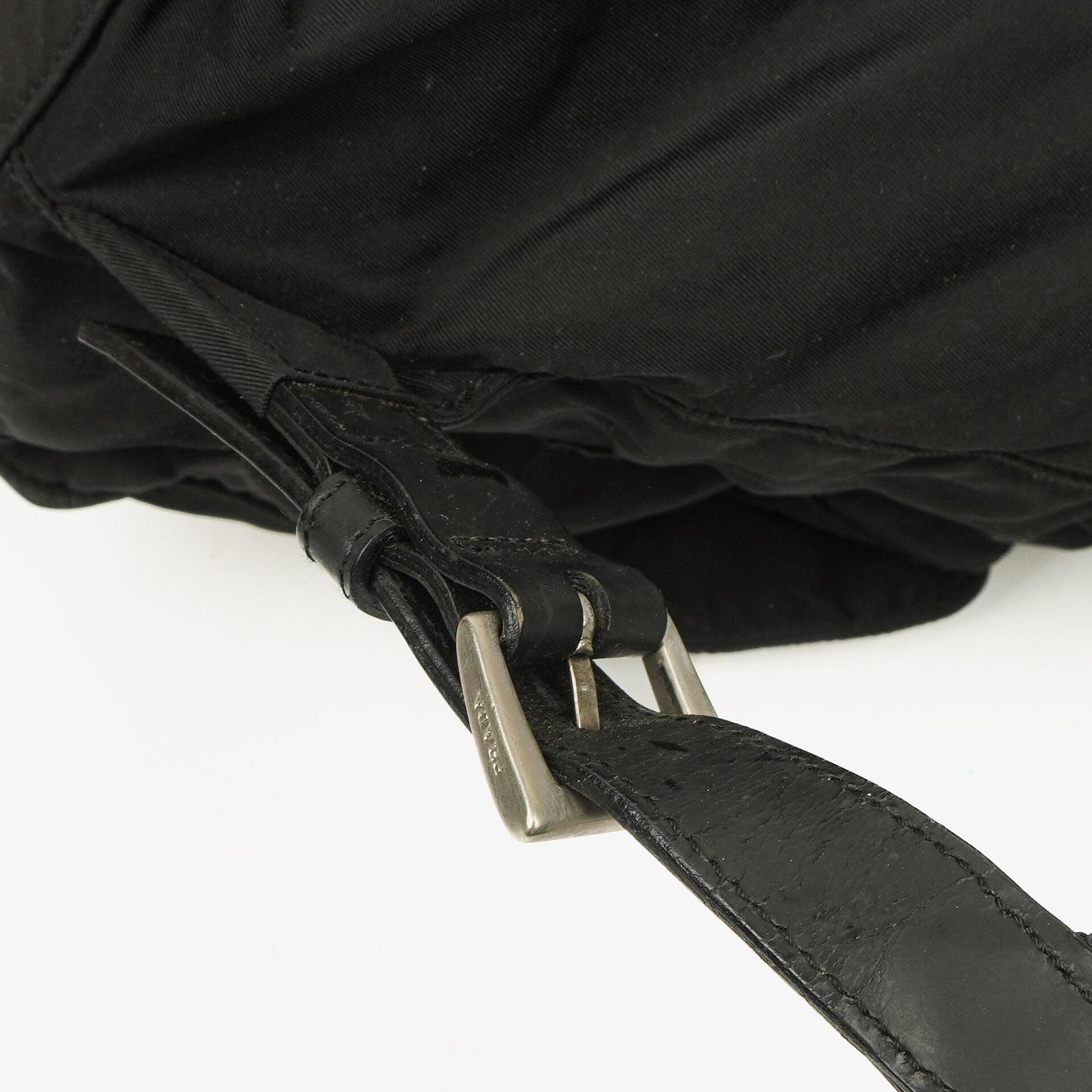 Prada Tessuto Vela Nero großer Rucksack aus schwarzem Nylon mit zwei Taschen