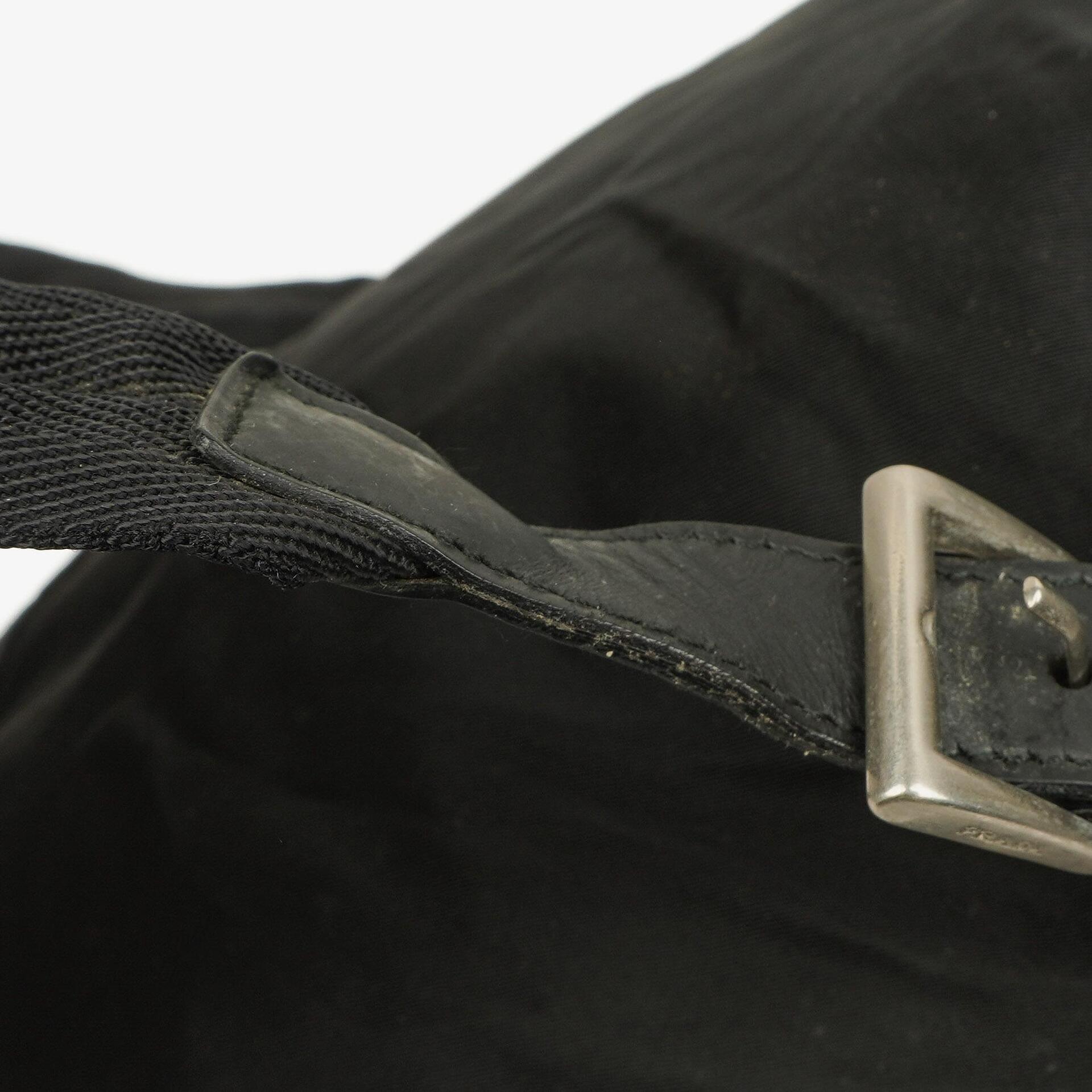 Prada Tessuto Vela Nero großer Rucksack aus schwarzem Nylon mit zwei Taschen