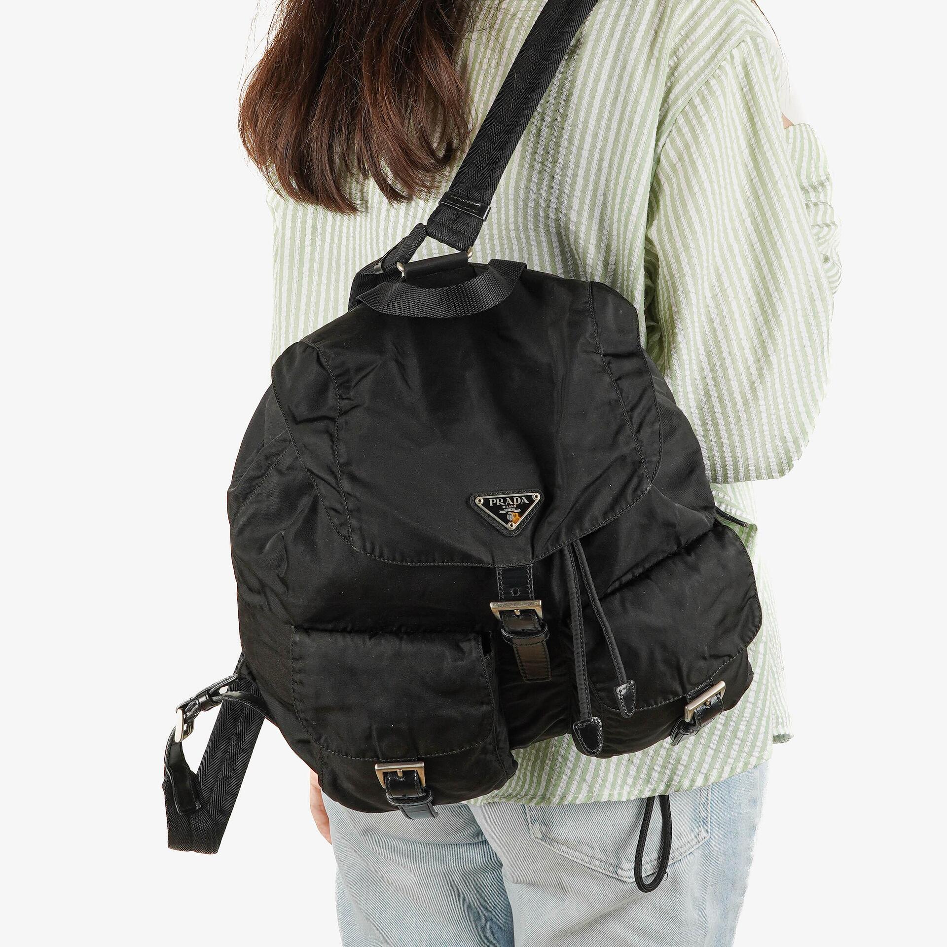 Prada Tessuto Vela Nero großer Rucksack aus schwarzem Nylon mit zwei Taschen