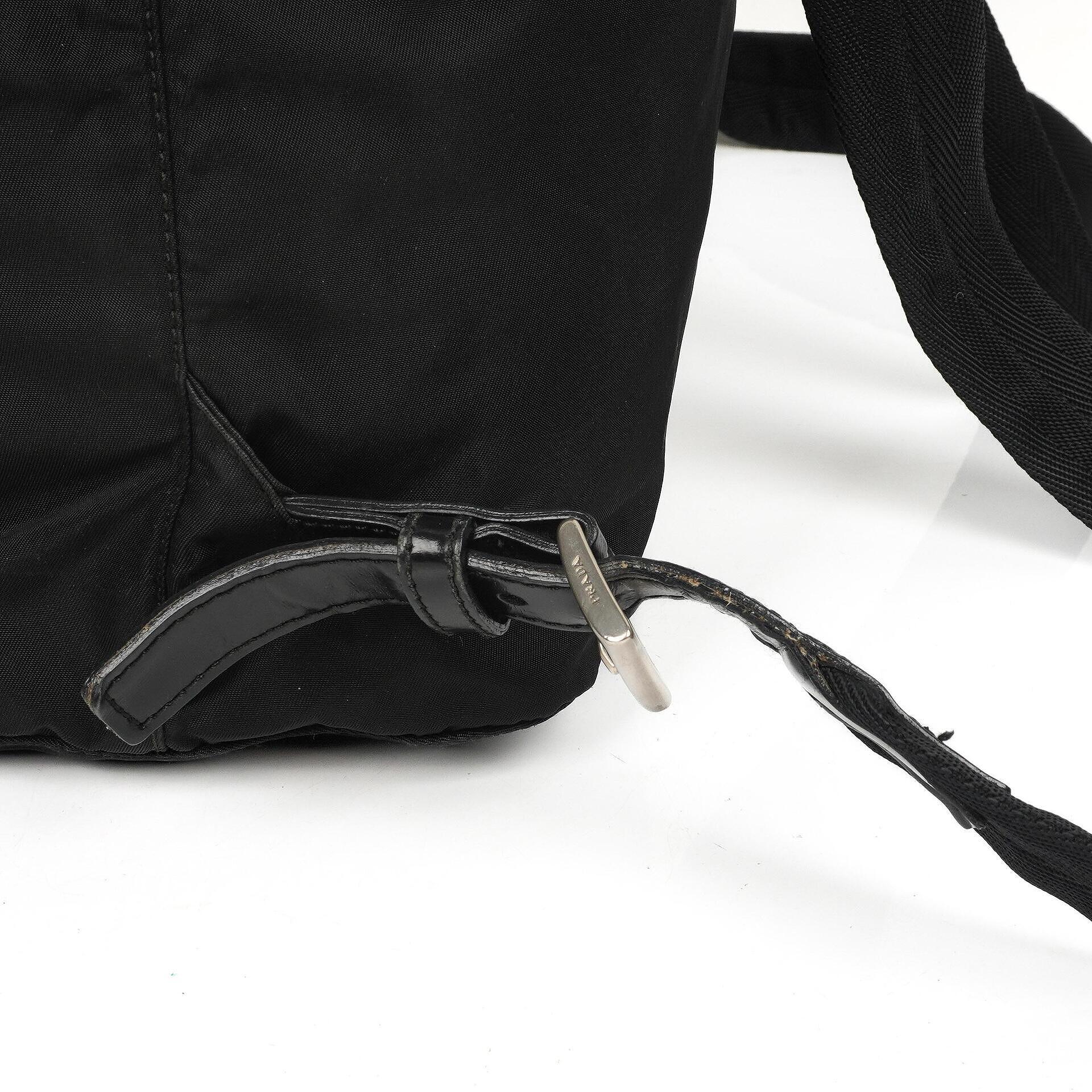 Prada Tessuto Vela Nero großer Rucksack aus schwarzem Nylon mit zwei Taschen