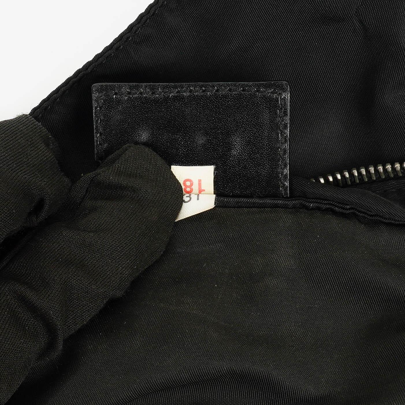 Prada Vela Sport Schwarze Nylon Umhängetasche
