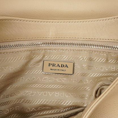 Prada Vitello Daino Schultertasche Beige