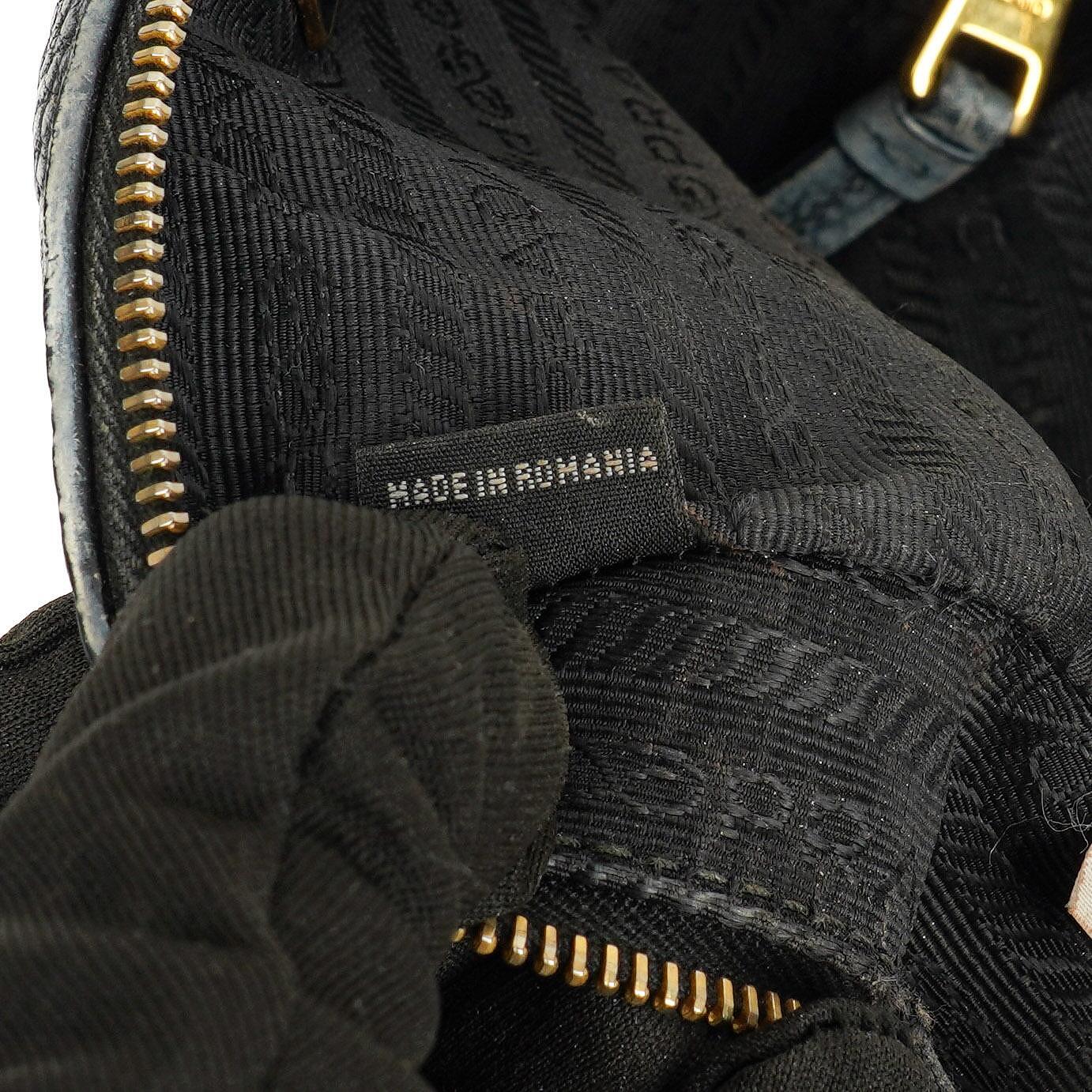 Prada Vitello Daino Kosmetiktasche