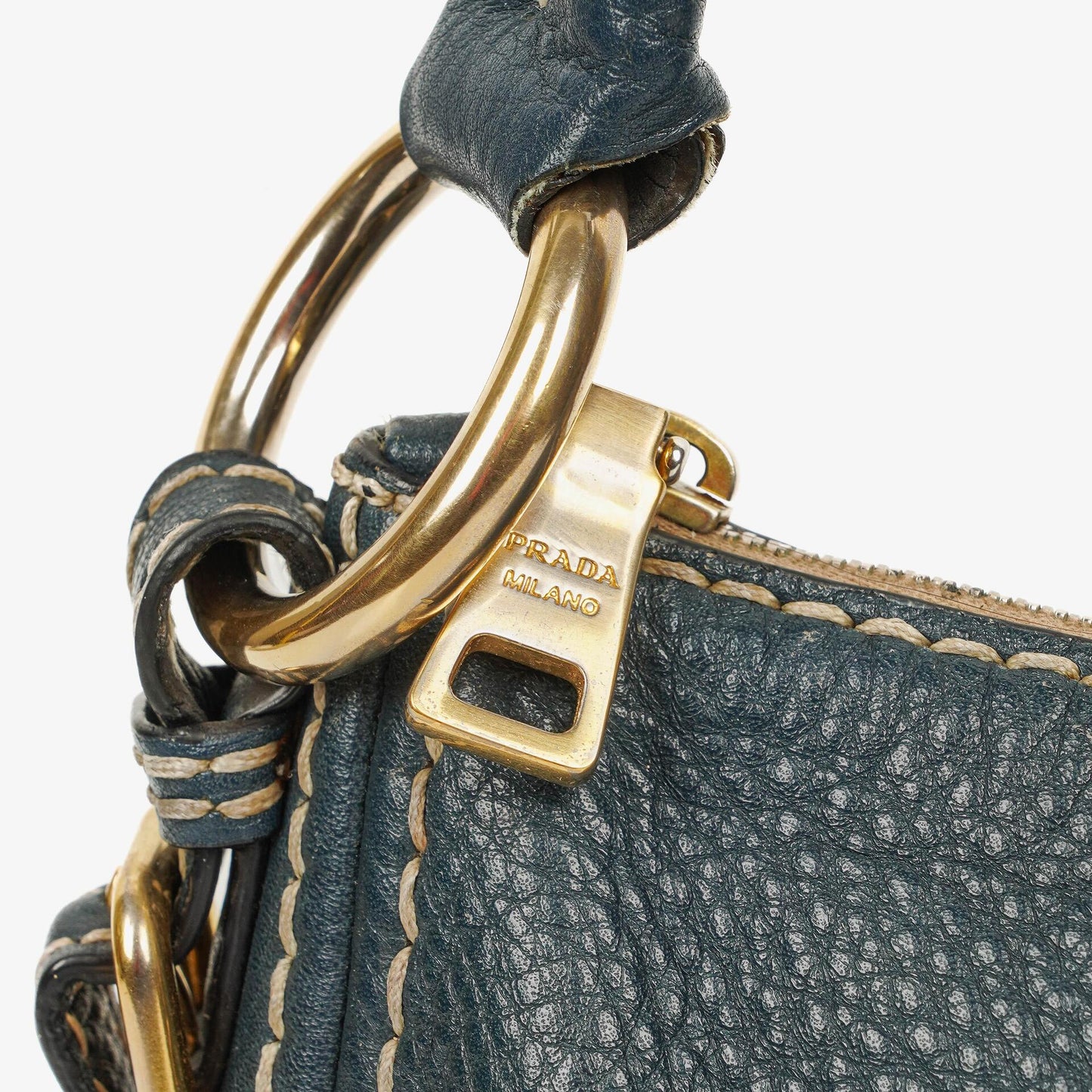 Prada Vitello Daino Schultertasche aus dunkelblauem Leder
