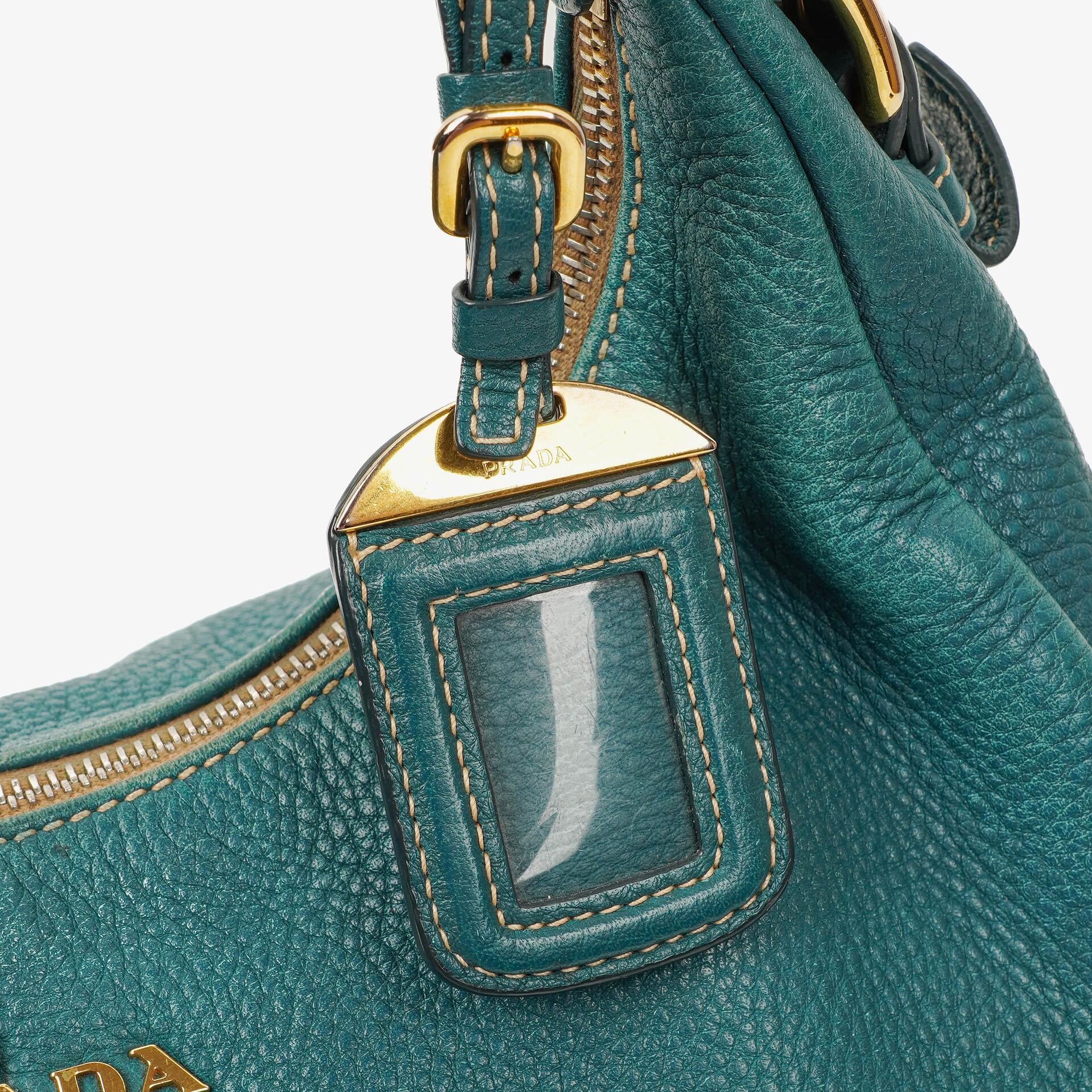 Prada Hobo Tasche aus Vitello Daino Leder