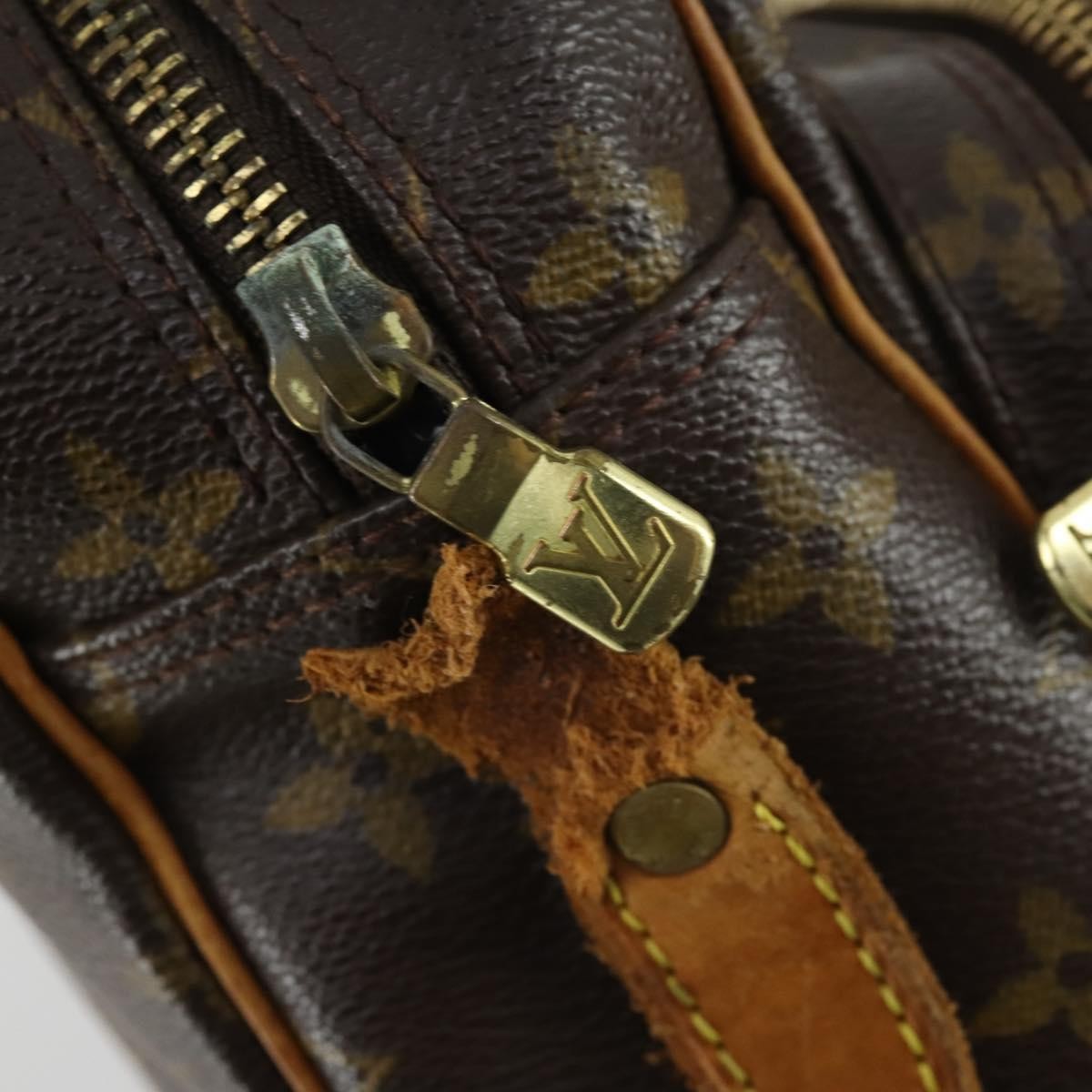 Louis Vuitton LOUIS VUITTON Monogram Nile Shoulder Bag M45244 LV Authentic 161875