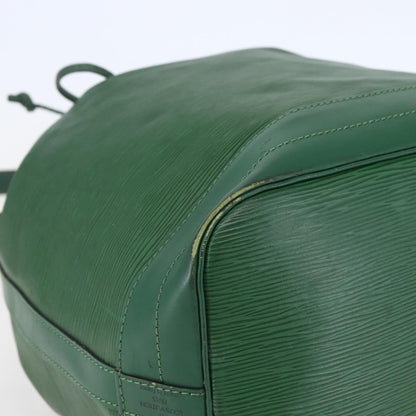 Louis Vuitton LOUIS VUITTON Epi Noe Shoulder Bag Green M44004 LV Authentic 145661