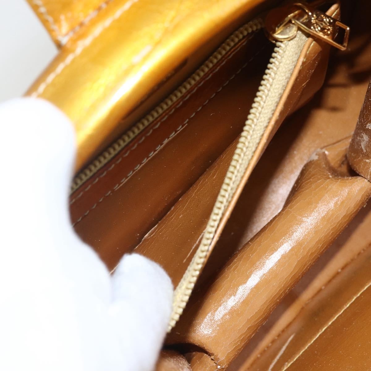 Loewe LOEWE Hand Bag Patent leather 2way Gold Authentic ka527