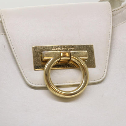 Salvatore Ferragamo Salvatore Ferragamo Gancini Shoulder Bag Leather White AU-21/4407 Authentic am4652