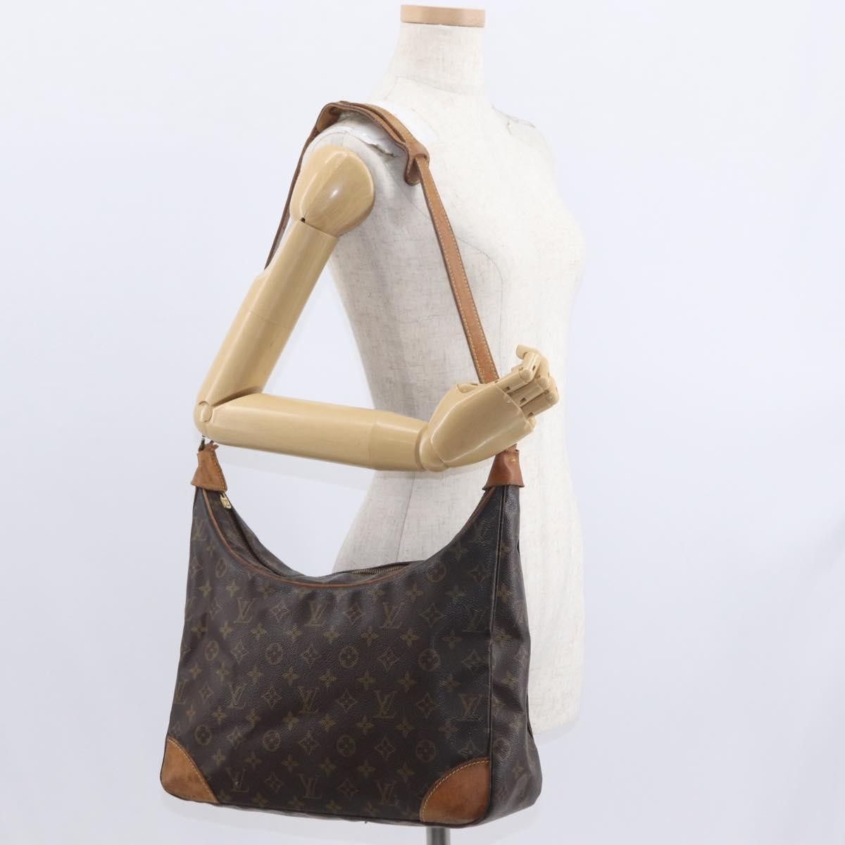 Louis Vuitton LOUIS VUITTON Monogram Boulogne 35 Shoulder Bag M51260 LV Authentic bs32012