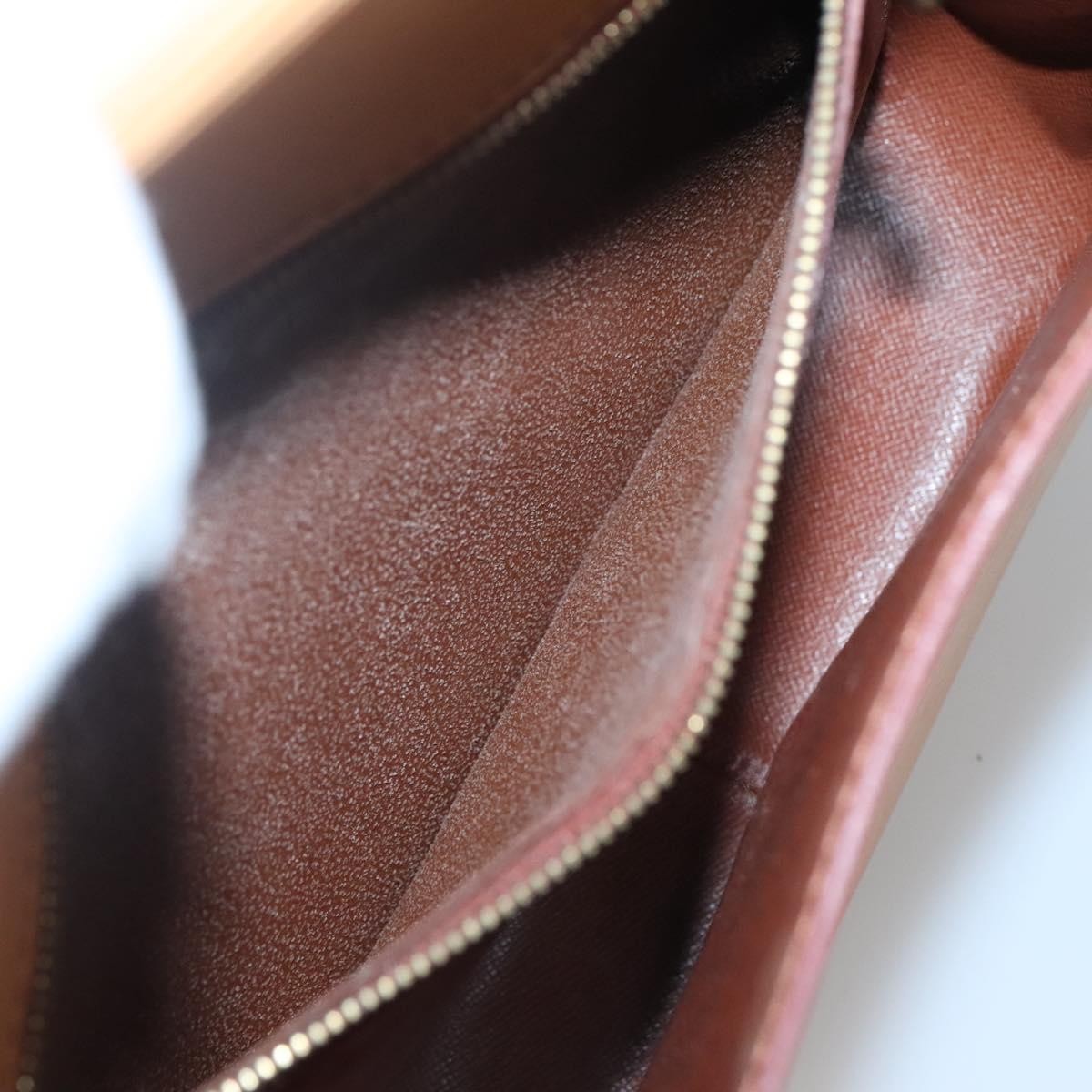 Louis Vuitton LOUIS VUITTON Epi Saint Cloud GM Shoulder Bag Beige M52196 LV Authentic bs26977
