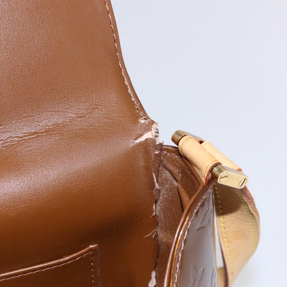Louis Vuitton LOUIS VUITTON Monogram Vernis Thompson Street Bag Bronze M91124 LV Authentic 147761