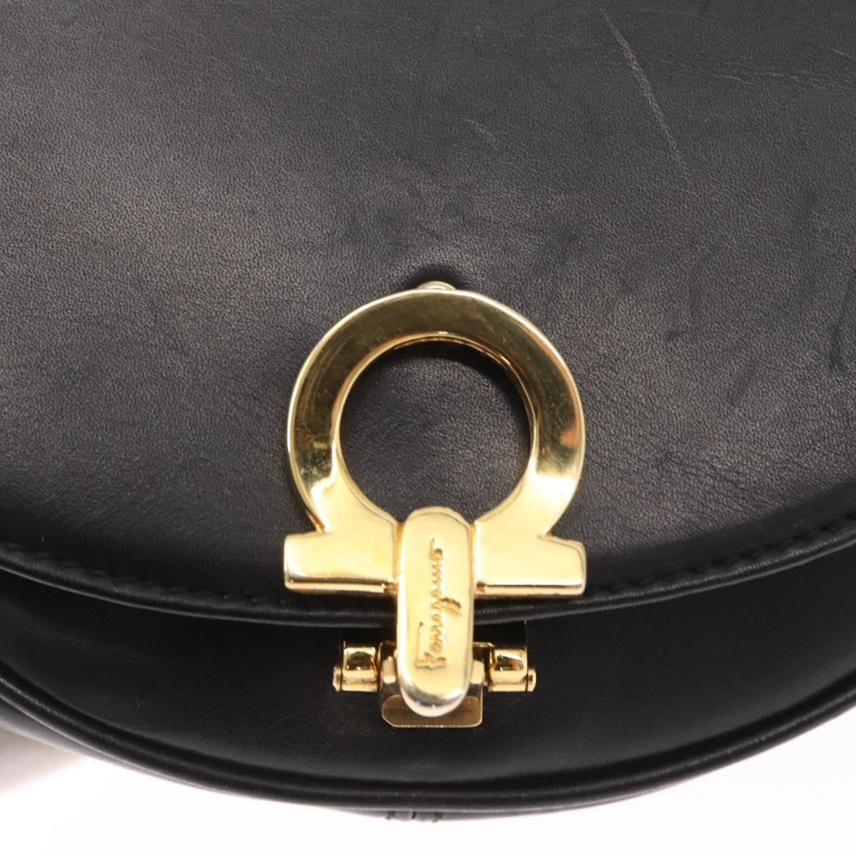 Salvatore Ferragamo Salvatore Ferragamo Chain Gancini Shoulder Bag Leather Black Gold Authentic 161032