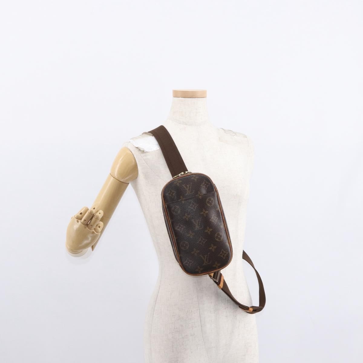 Louis Vuitton LOUIS VUITTON Monogram Pochette Gange Shoulder Bag M51870 LV Authentic 154356
