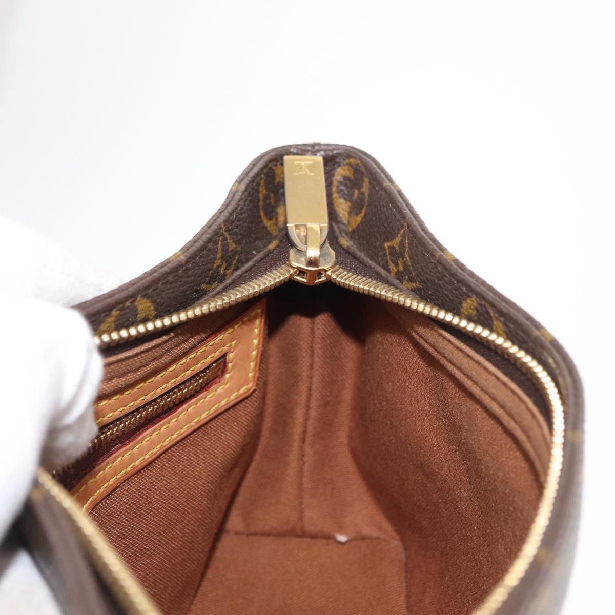 Louis Vuitton LOUIS VUITTON Monogram Trotteur Shoulder Bag M51240 LV Authentic 162436