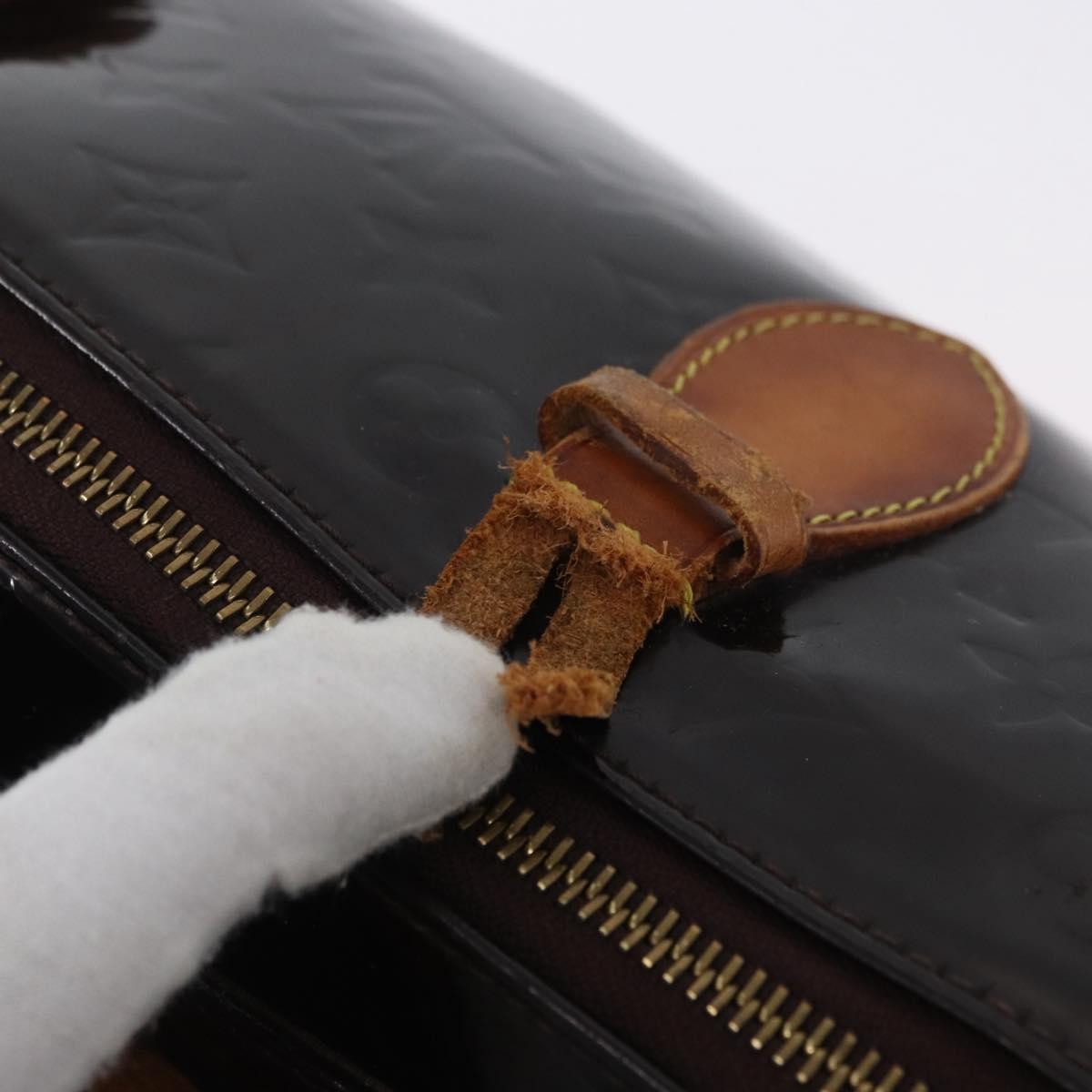 Louis Vuitton LOUIS VUITTON Monogram Vernis Rosewood Avenue Bag Amarante M93510 Authentic AMZ365
