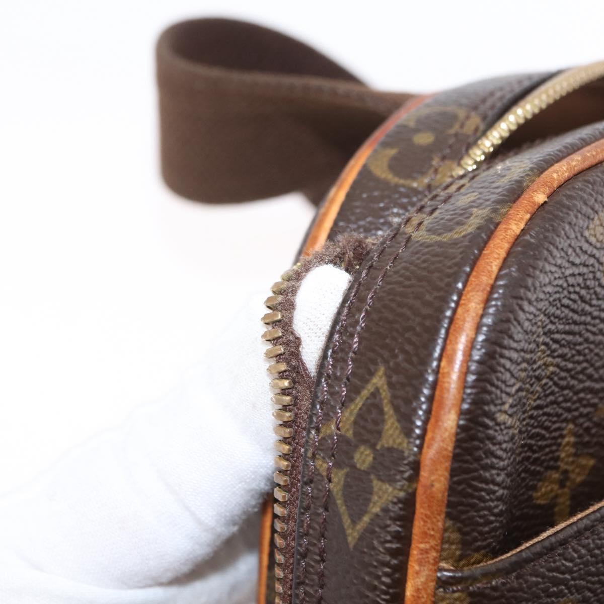 Louis Vuitton LOUIS VUITTON Monogram Pochette Gange Shoulder Bag M51870 LV Authentic 154356