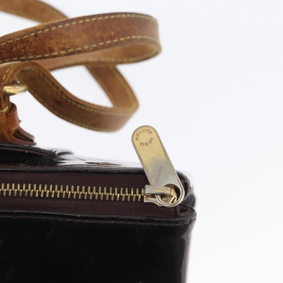 Louis Vuitton LOUIS VUITTON Monogram Vernis Rosewood Avenue Bag Amarante M93510 Authentic AMZ365