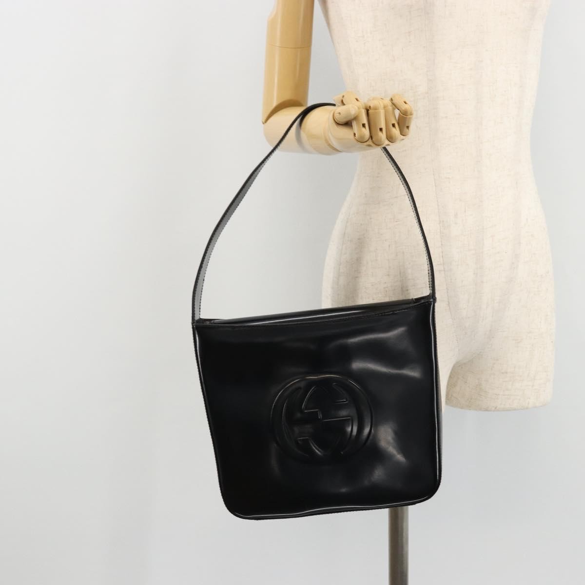 Gucci GUCCI Shoulder Bag Patent leather Black Silver 000 1046 0506 Authentic 175203