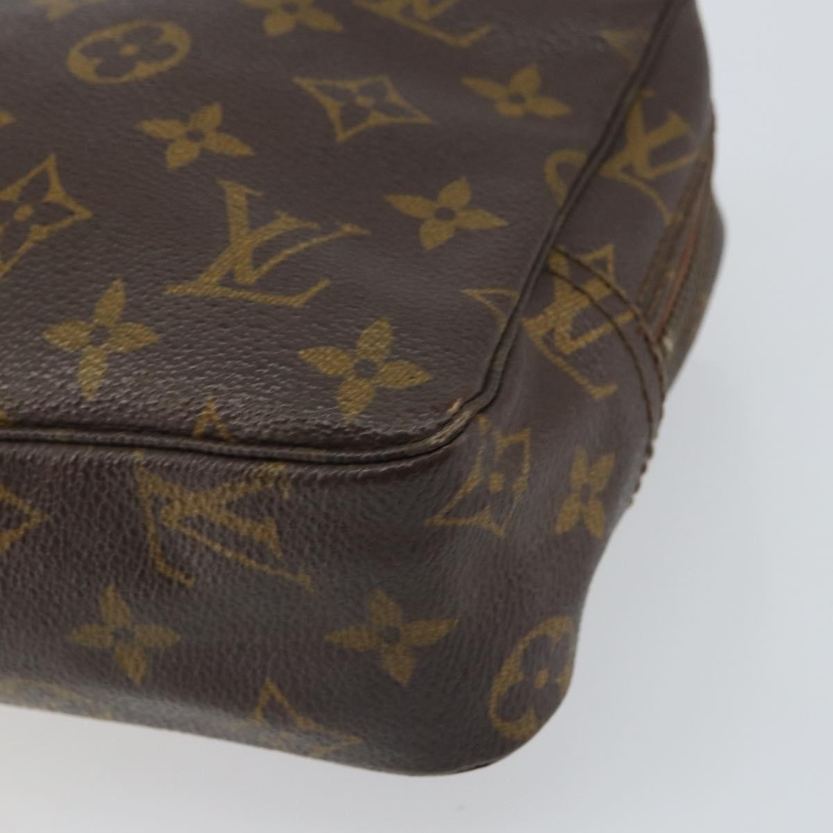 Louis Vuitton LOUIS VUITTON Monogram Trousse Toilette 23 Clutch Bag M47524 LV Authentic 160935